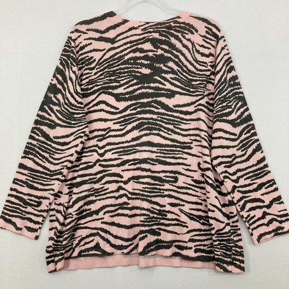 Quacker Factory size 1X Pink Black Animal Print Embellished Stretch Knit Top - Picture 8 of 9